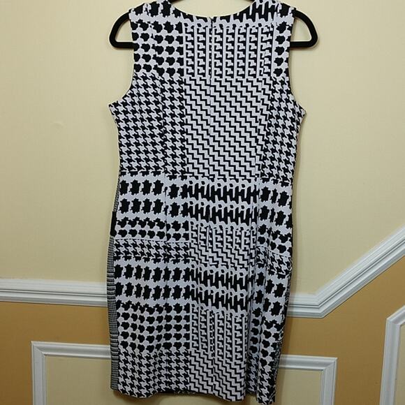 Jolie Sleeveless Black & White Sheath Dress size 8 - Picture 2 of 7